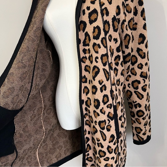 *SOLD*Rachel Zoe Leopard Print Sweater Jacket Size 1X - Picture 4 of 10